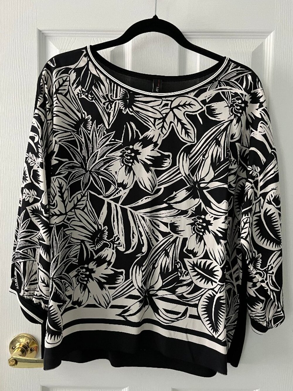 Marc Cain Cream and Black Silk Tropical Print Top - Authentic